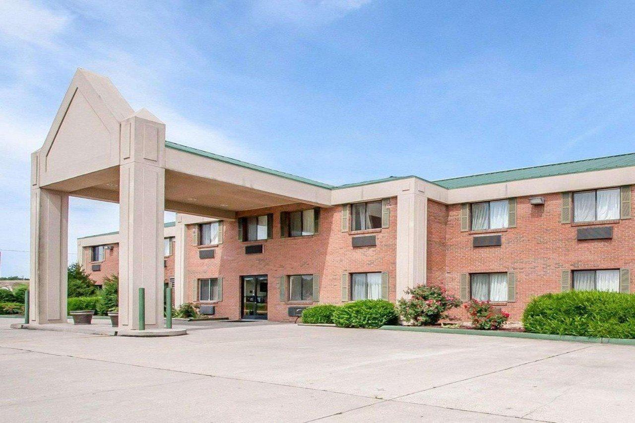 Econo Lodge Dexter Exterior photo
